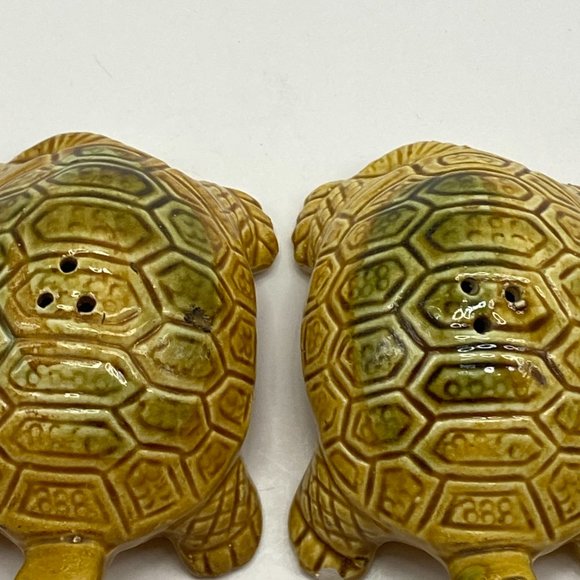 Ceramic Turtles Salt and Pepper Shakers Vintage *READ* - Picture 5 of 7